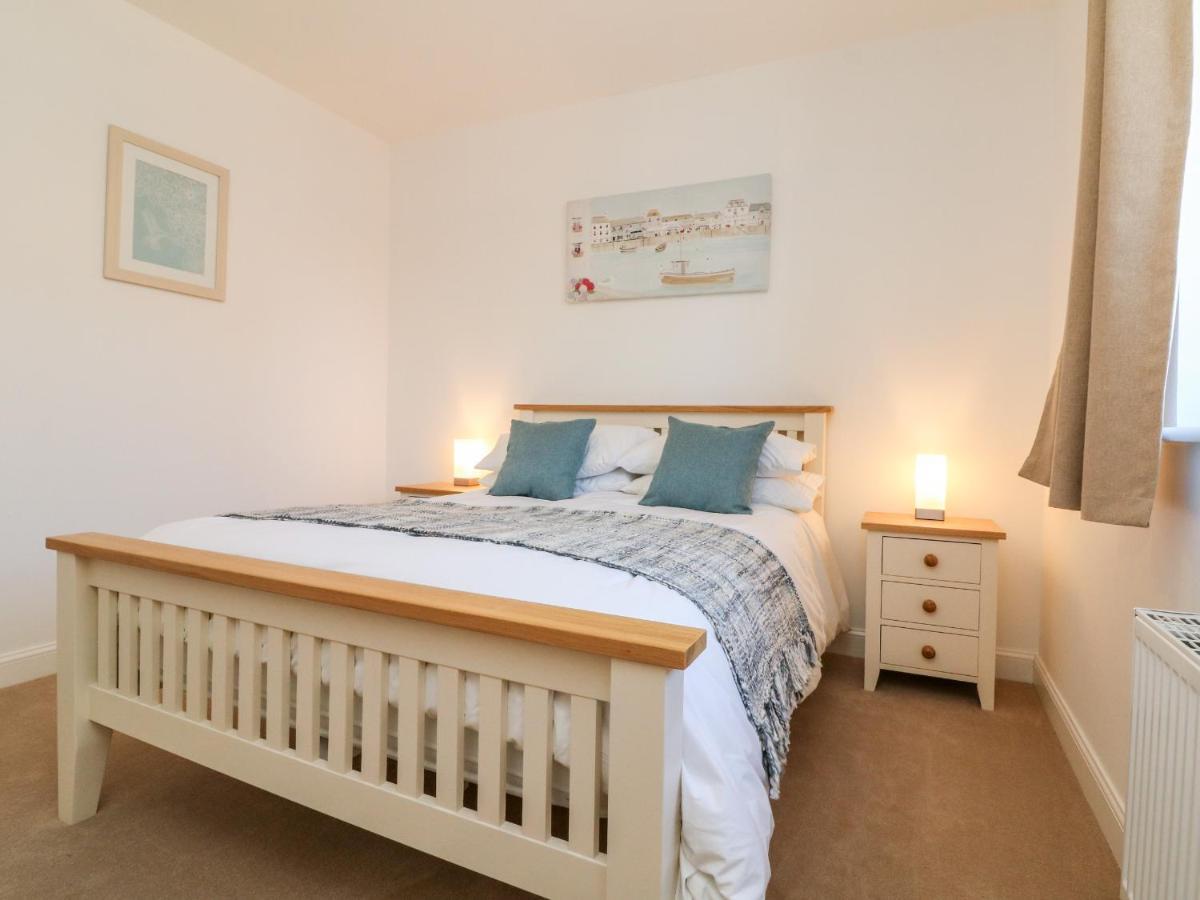 1 Marsh Gardens Apartment Dunster Bagian luar foto